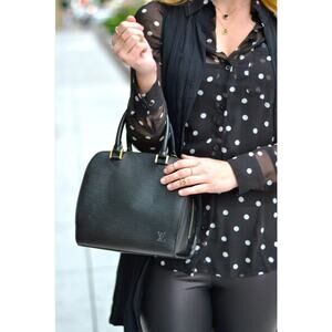 Louis Vuitton Pont Neuf Black Noir Epi Leather Handbag Purse Vintage Luxury Bag